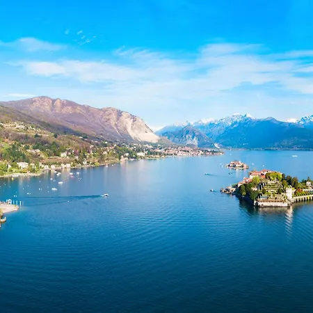 Pandora Maggiore View And Private - Happy